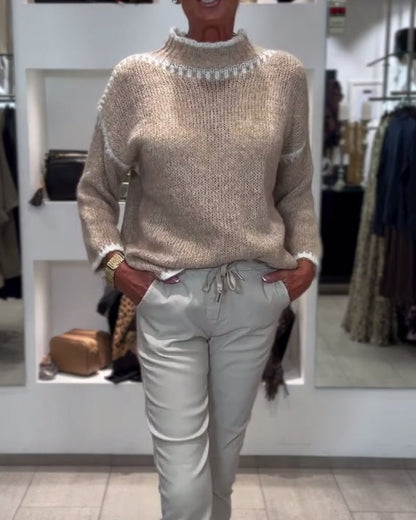 Aurelija | Divkrāsu augstās apkakles džemperis