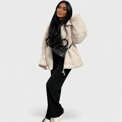 Elfrīda | Plīša mētelis