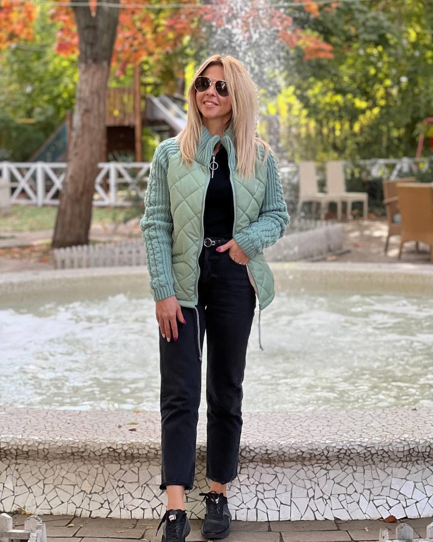 Larmina | Sieviešu adīta žakete ar ielāpiem