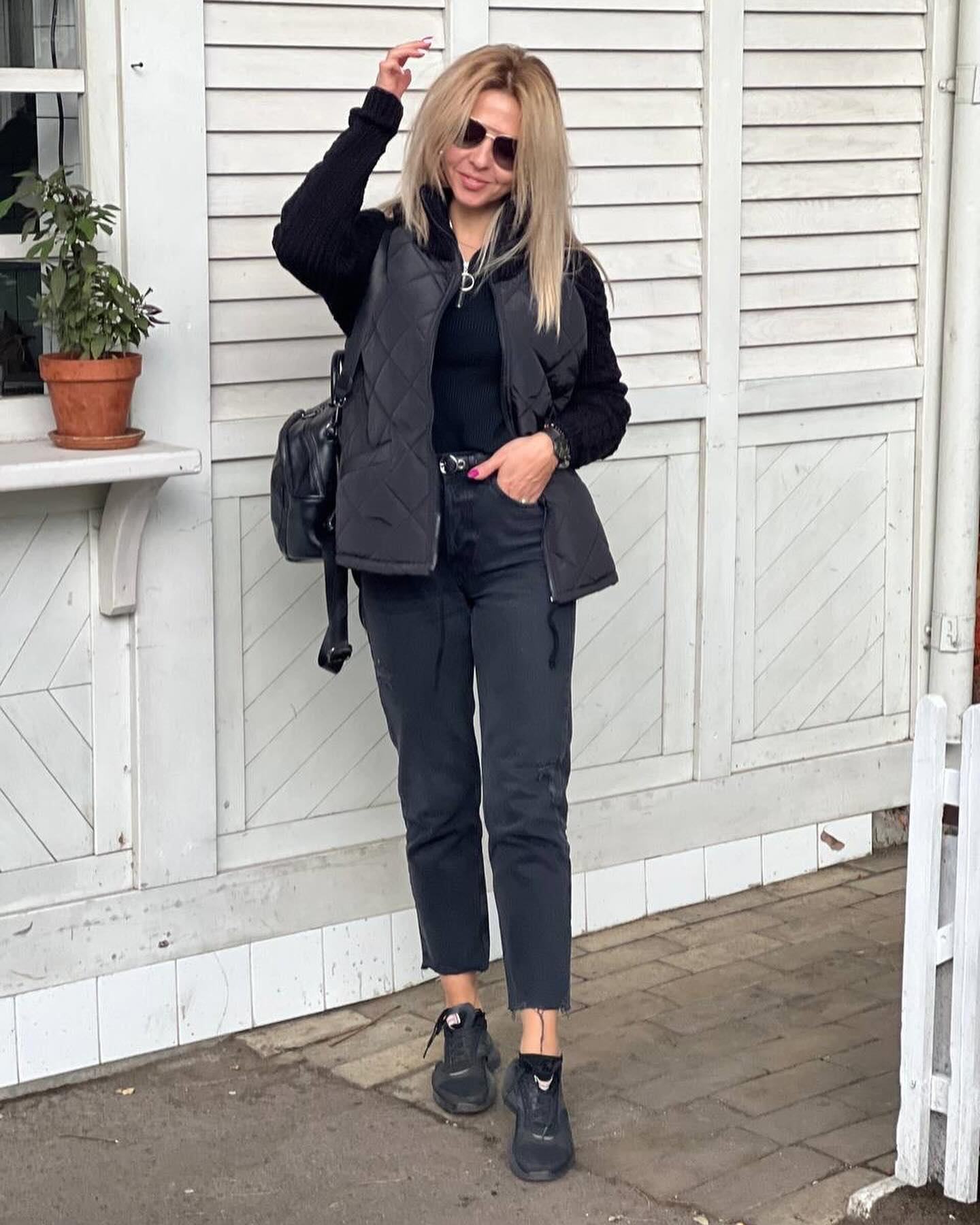 Larmina | Sieviešu adīta žakete ar ielāpiem